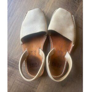 Pons Sandles